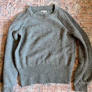 Boutique grey sweater